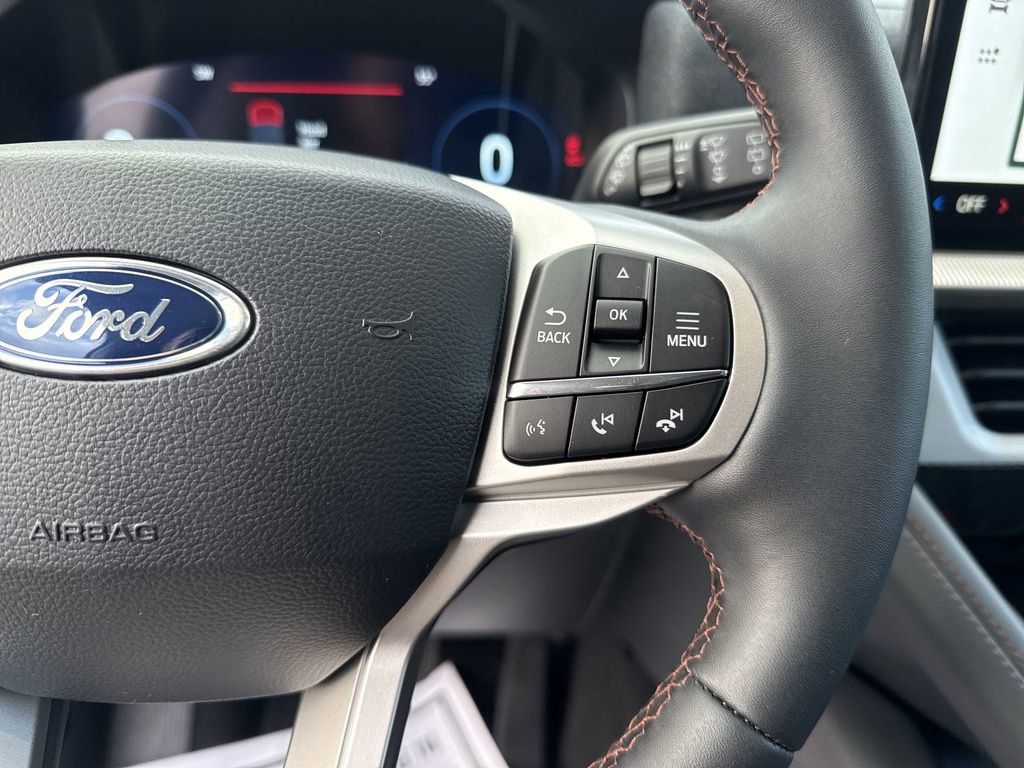 New 2026 Ford Explorer Active w/ Active Comfort Package AWD/4WD image 18
