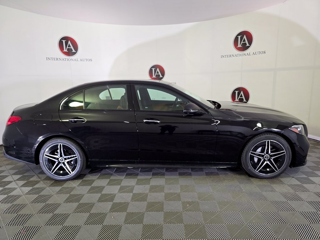 Used 2026 Mercedes-Benz C 300 4MATIC Sedan image 3