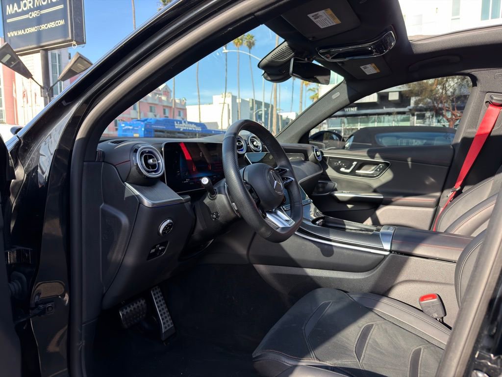 Used 2025 Mercedes-Benz GLC 43 AMG 4MATIC Coupe image 17