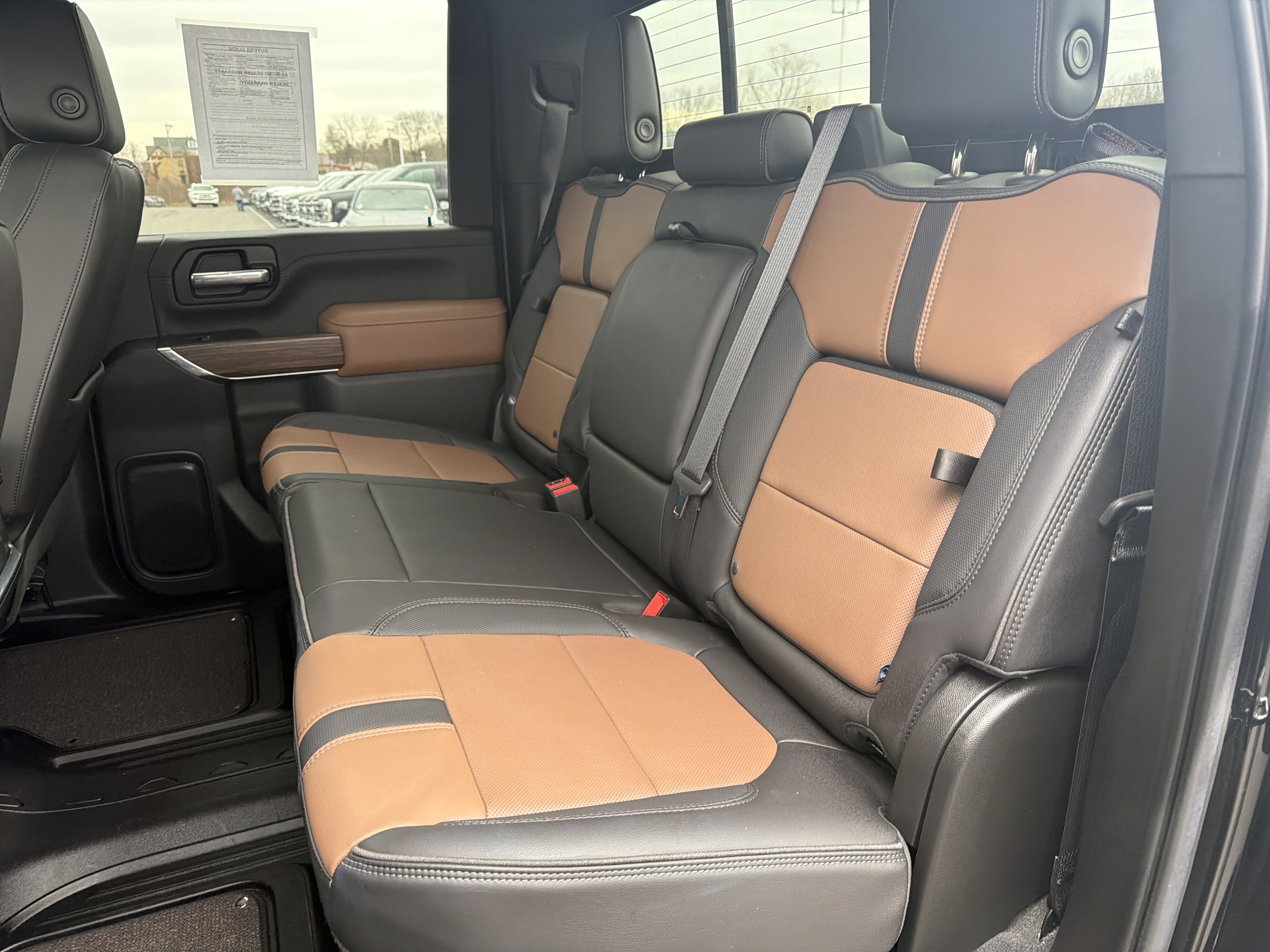 Used 2021 Chevrolet Silverado 2500 High Country w/ Technology Package image 13