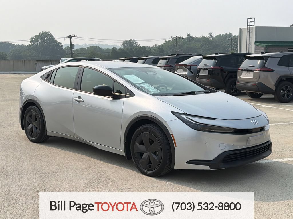 Used 2025 Toyota Prius LE