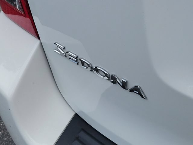 Used 2012 Kia Sedona LX FWD image 6