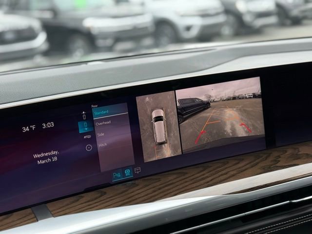 Used 2026 Cadillac Escalade Platinum Sport image 4