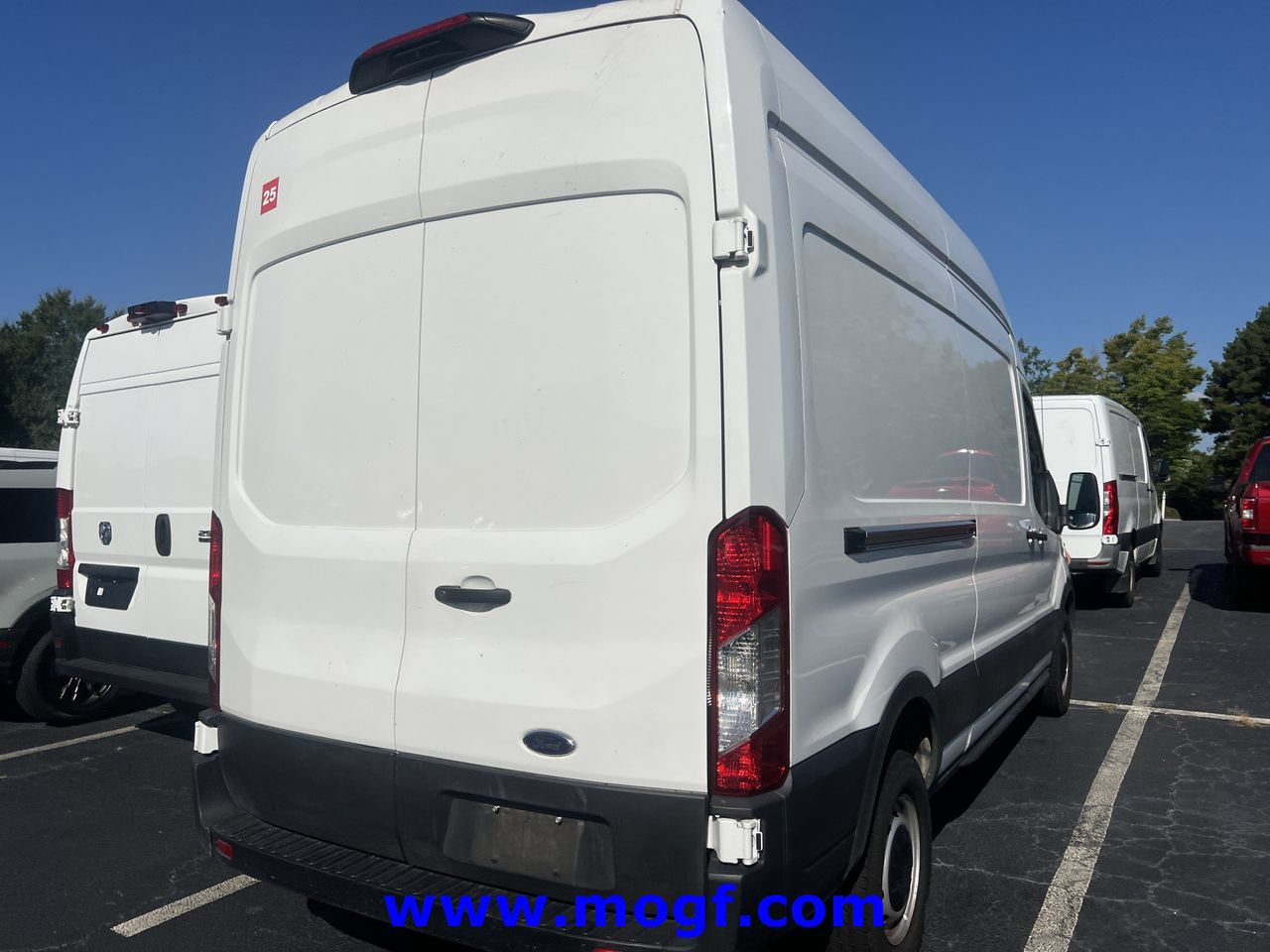 Used 2023 Ford Transit 250 148 High Roof w/ Load Area Protection Package RWD image 3