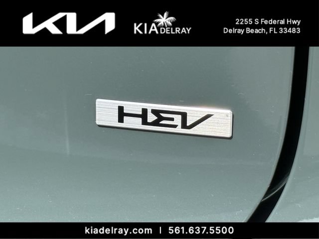 Certified 2024 Kia Niro SX Touring FWD image 11
