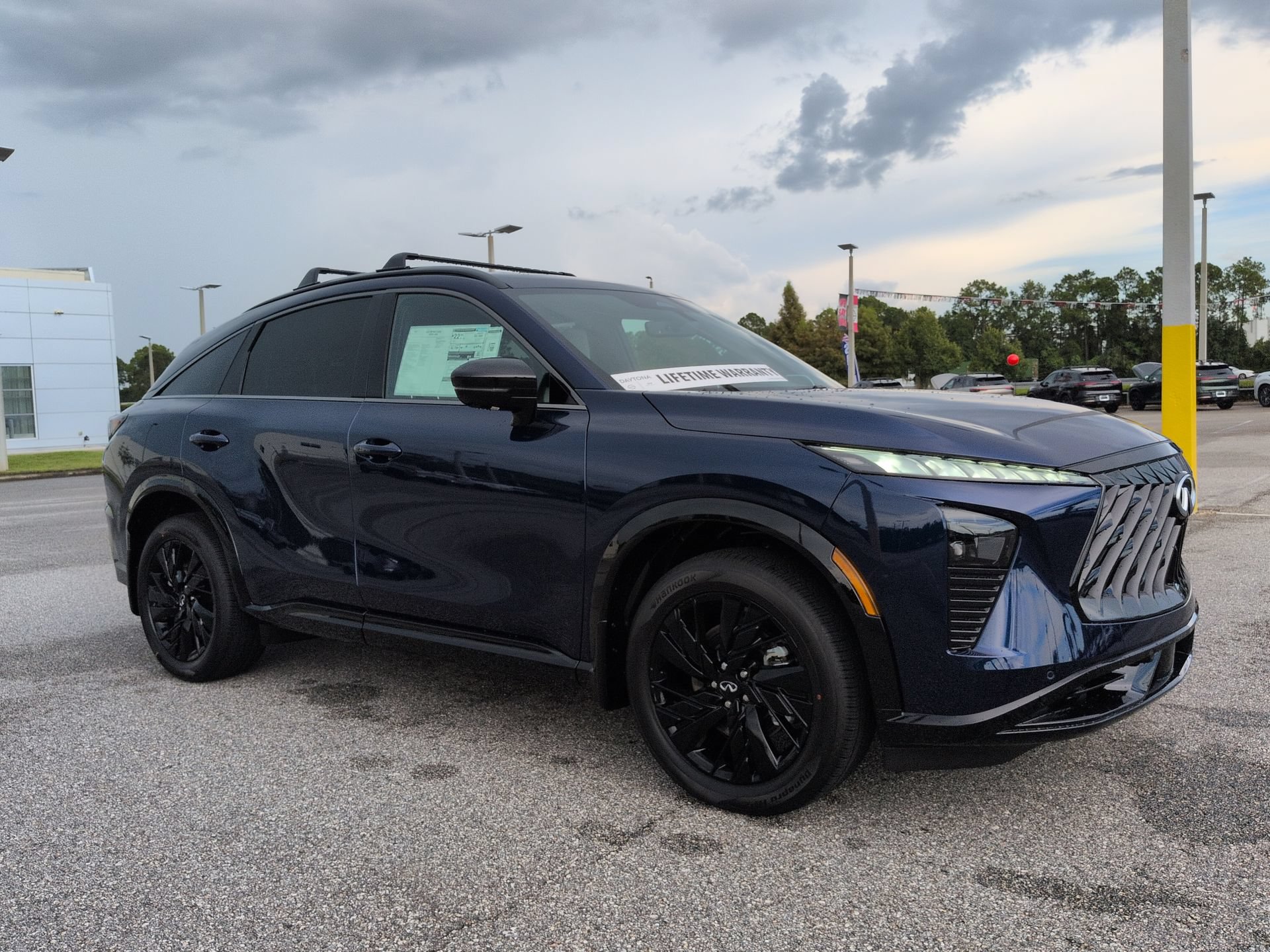 New 2027 INFINITI QX65 Sport w/ Cargo Package AWD/4WD image 3