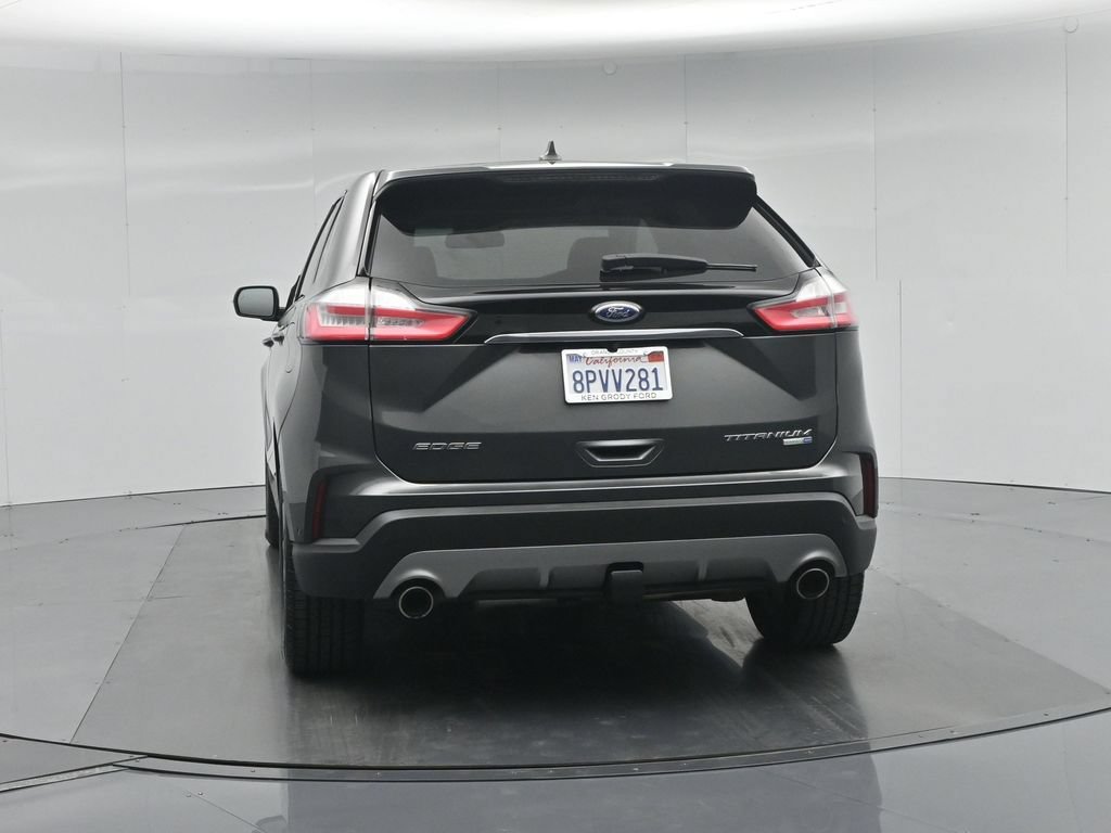 Used 2020 Ford Edge Titanium w/ Equipment Group 301A AWD/4WD image 31