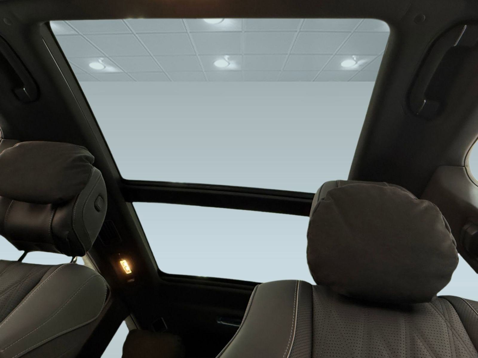 Certified 2025 Mercedes-Benz Maybach GLS 600 4MATIC image 13