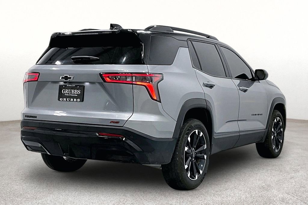 Used 2026 Chevrolet Equinox RS w/ Convenience Package III FWD image 2