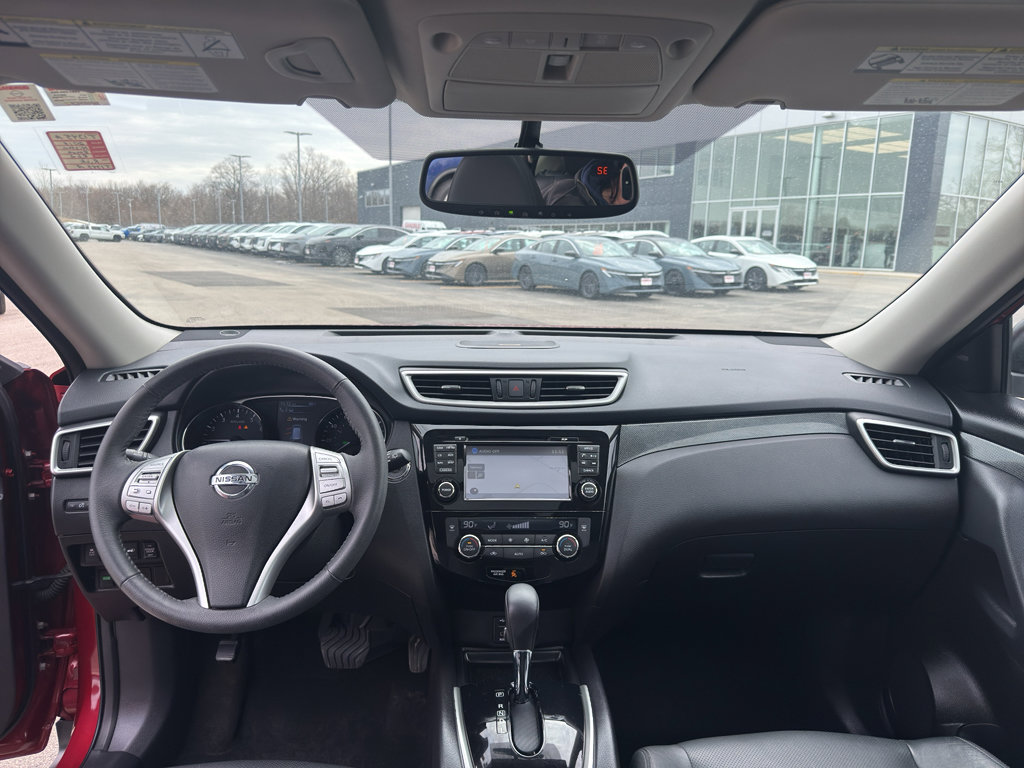 Used 2015 Nissan Rogue SL w/ SL Premium Package image 28