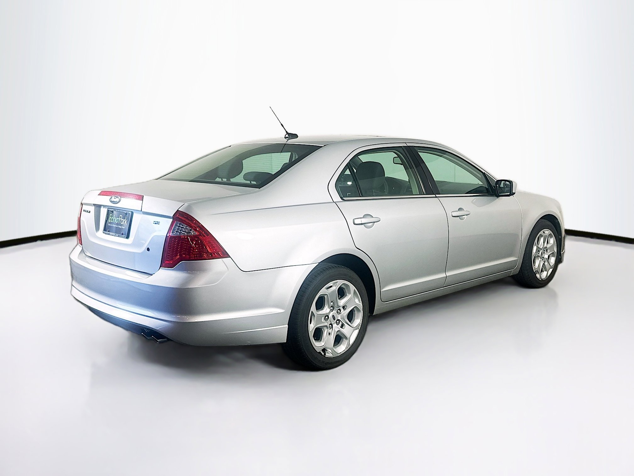 Used 2011 Ford Fusion SE w/ 202A Rapid Spec Order Code FWD image 9