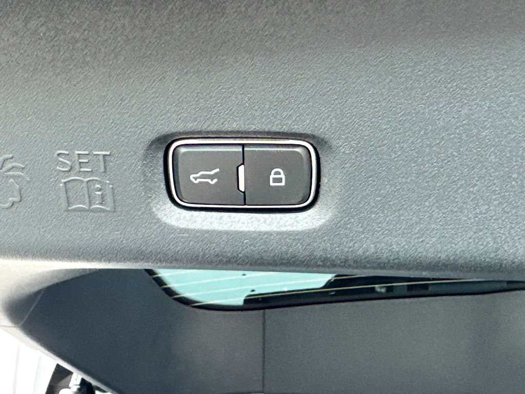 New 2026 Ford Expedition Active RWD image 33