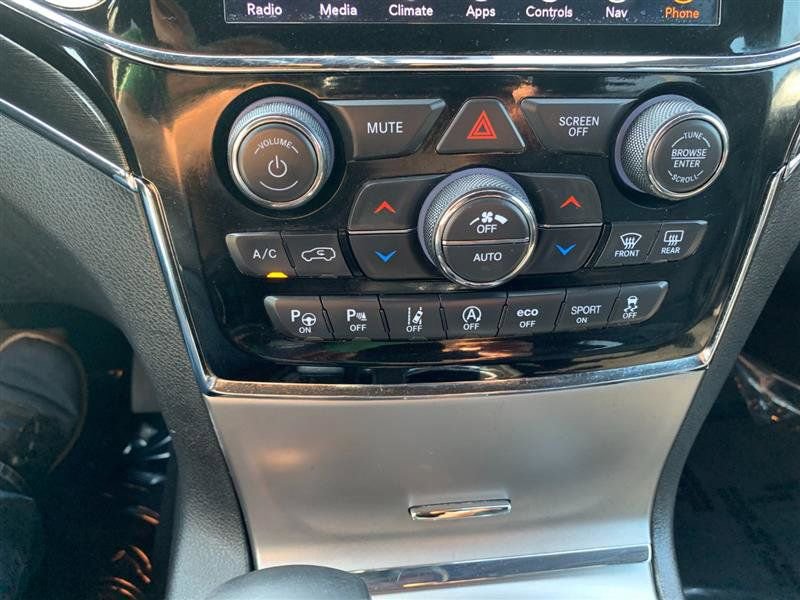 Used 2019 Jeep Grand Cherokee Trailhawk w/ Trailhawk Luxury Group image 28