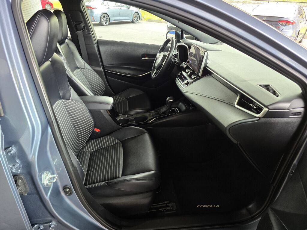Used 2024 Toyota Corolla XSE FWD image 11