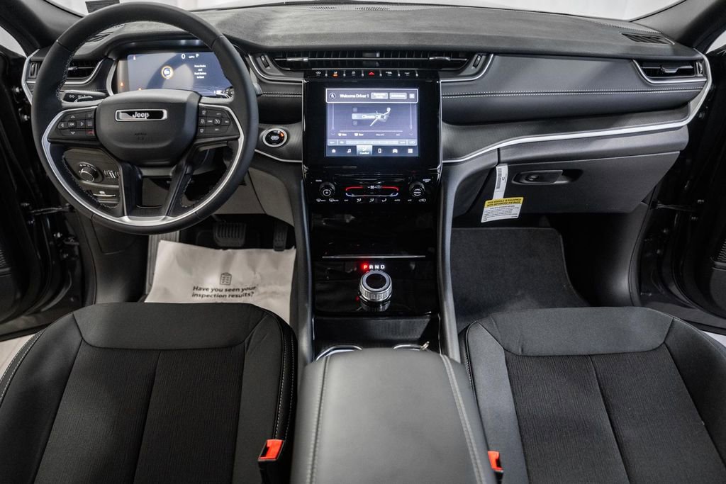 New 2025 Jeep Grand Cherokee Laredo X w/ Trailer Tow Package image 18