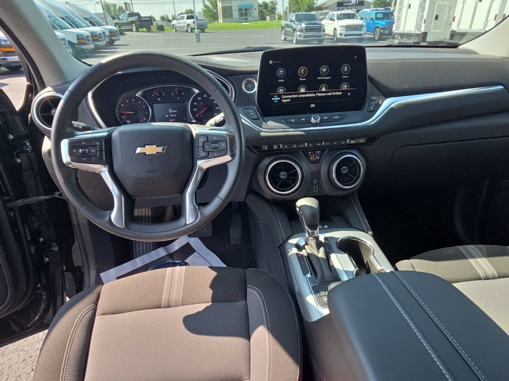 Used 2024 Chevrolet Blazer LT w/ Convenience Package FWD image 27