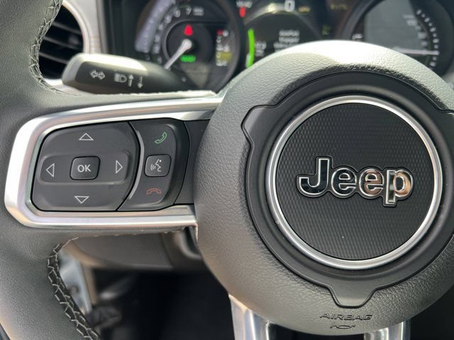 Certified 2025 Jeep Wrangler Unlimited Sahara w/ Safety Group AWD/4WD image 28