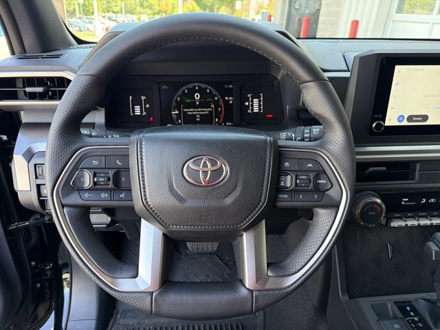 Used 2026 Toyota 4Runner SR5 AWD/4WD image 13