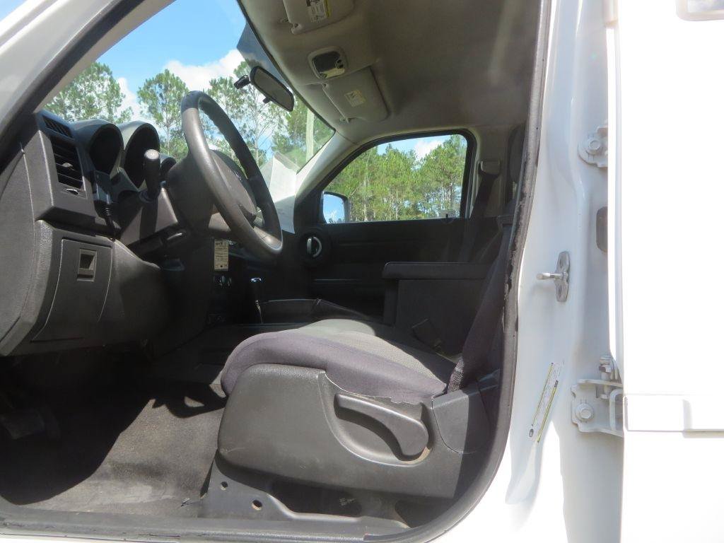 Used 2011 Dodge Nitro Heat w/ Popular Equipment Group RWD image 9