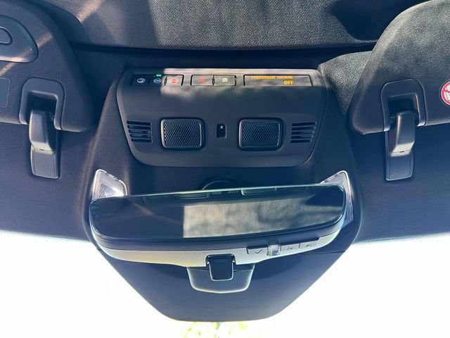 Used 2021 Chevrolet Corvette Stingray Preferred Conv w/ Z51 Performance Package RWD image 34