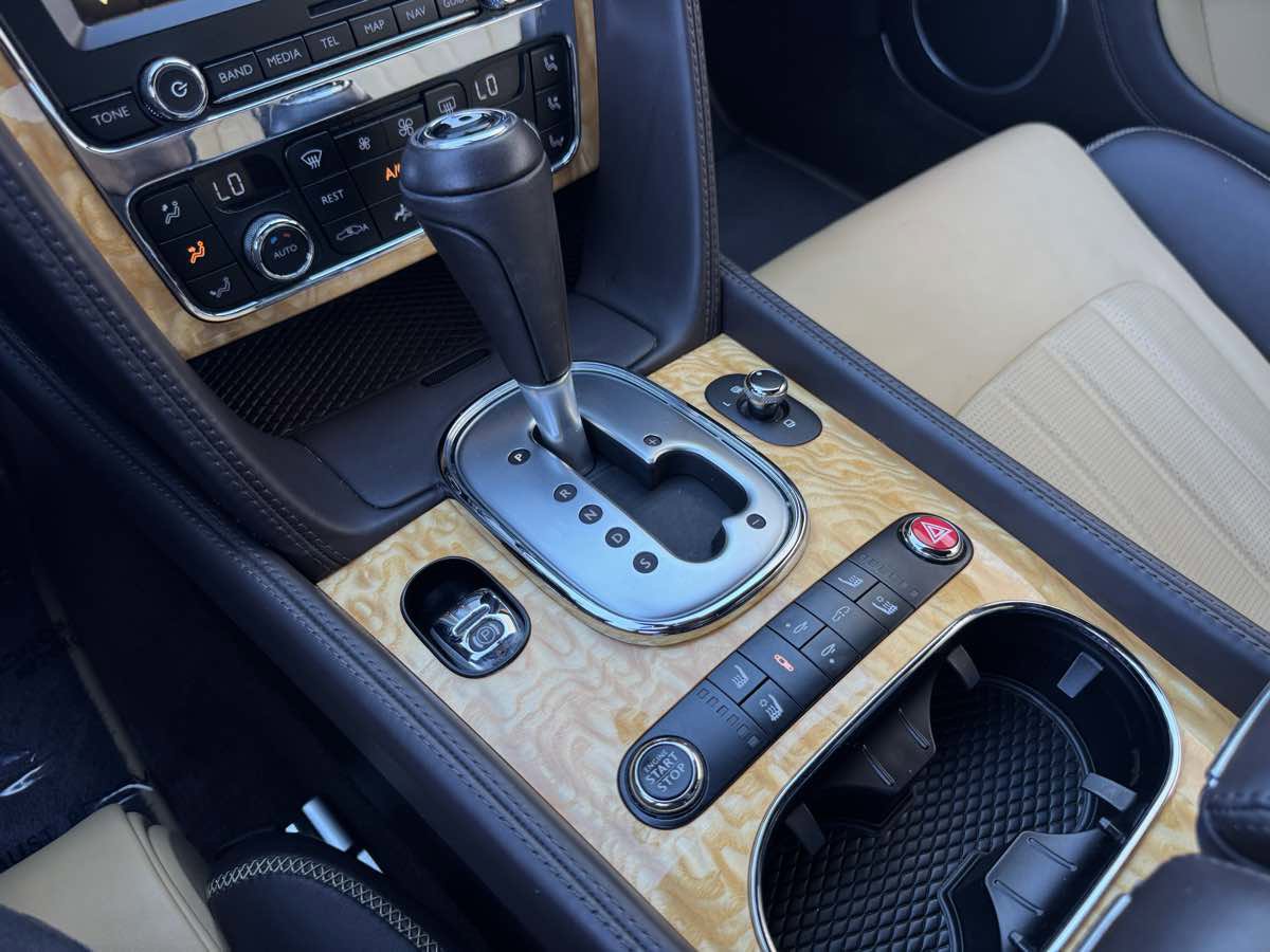 Used 2015 Bentley Continental GT image 18