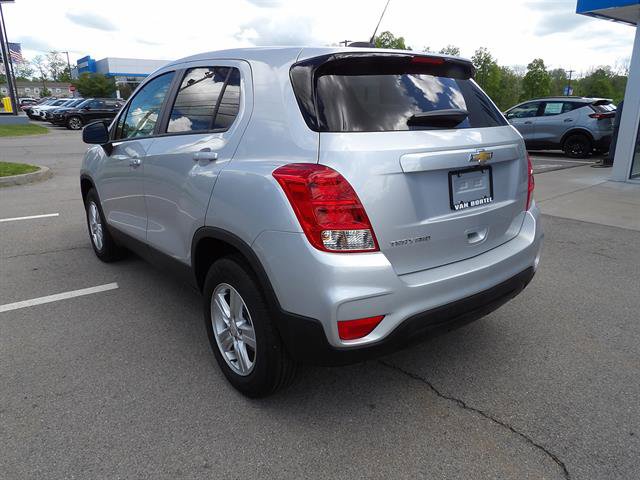 Certified 2022 Chevrolet Trax LS w/ Tint and Cruise Package AWD/4WD image 3