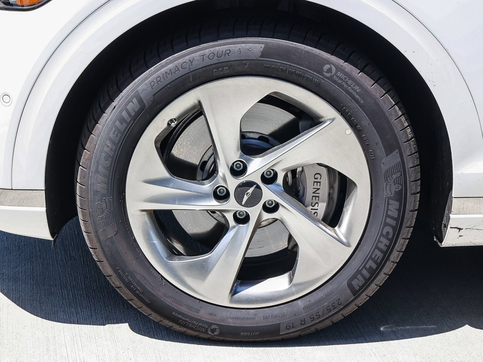 Used 2026 Genesis GV70 2.5T Advanced AWD/4WD image 9