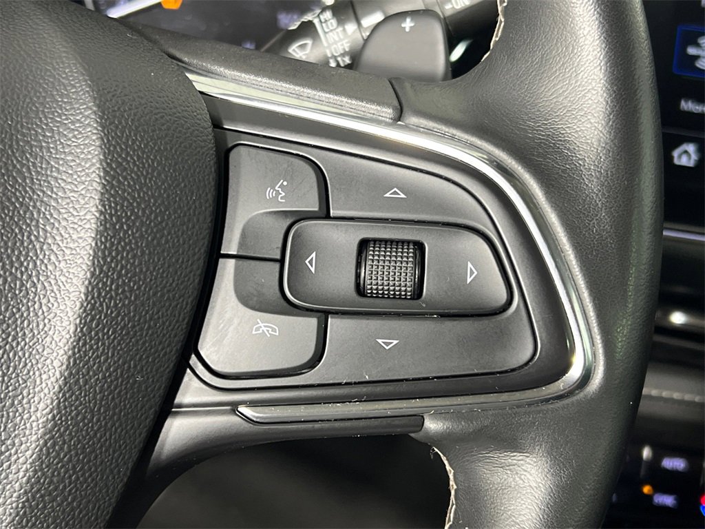 Used 2023 Buick Envision Essence image 26