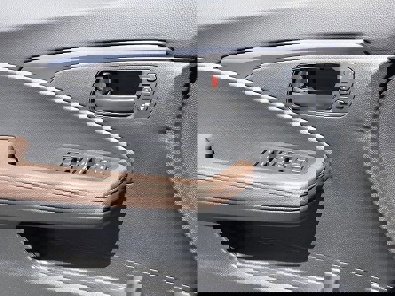 Used 2025 Honda Passport EX-L image 28