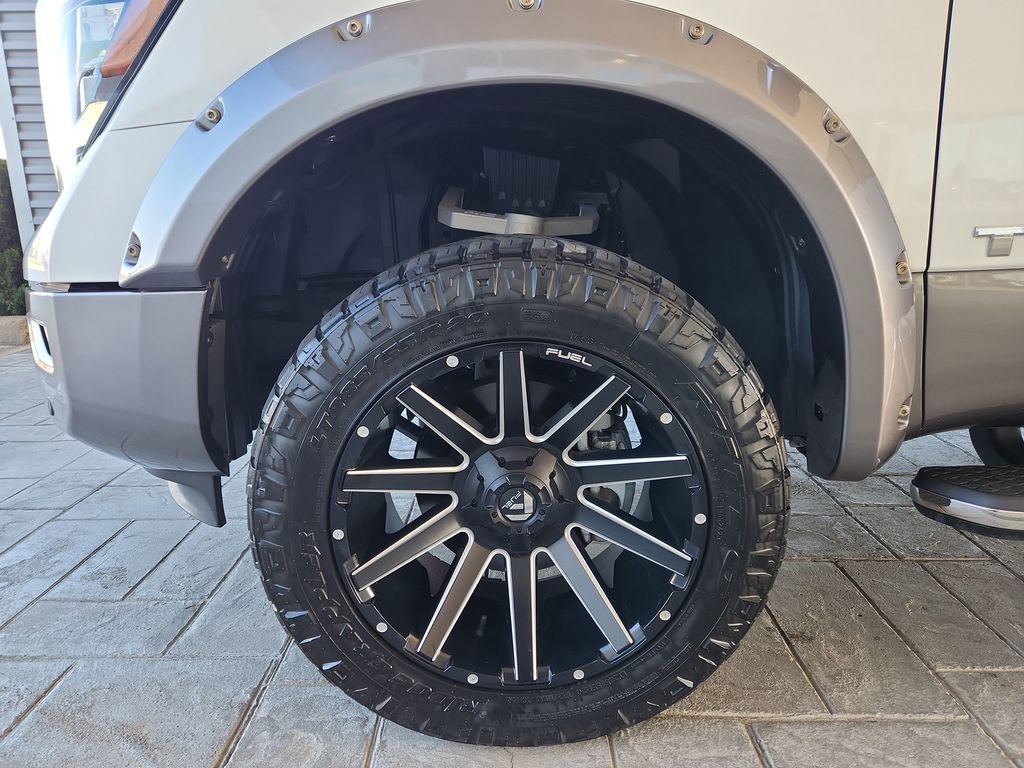 Used 2023 Nissan Titan Platinum Reserve w/ Moonroof Package image 32