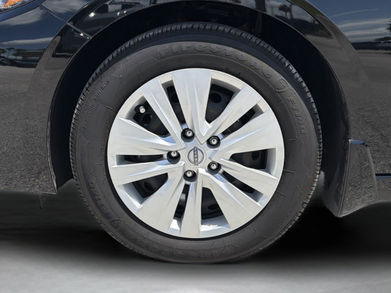 Used 2025 Nissan Sentra S FWD image 31