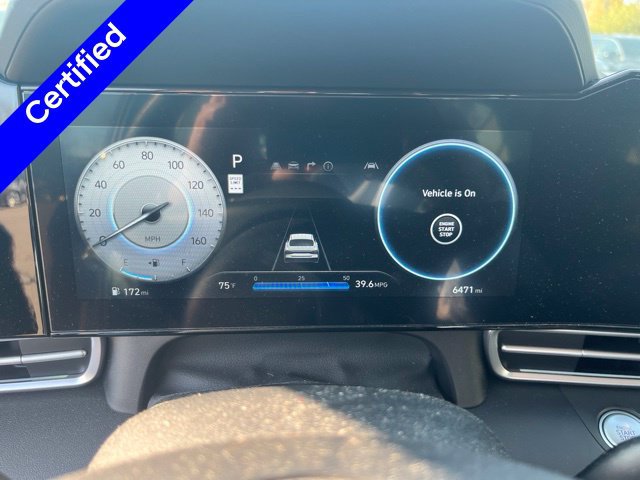Used 2024 Hyundai Elantra SEL FWD image 11