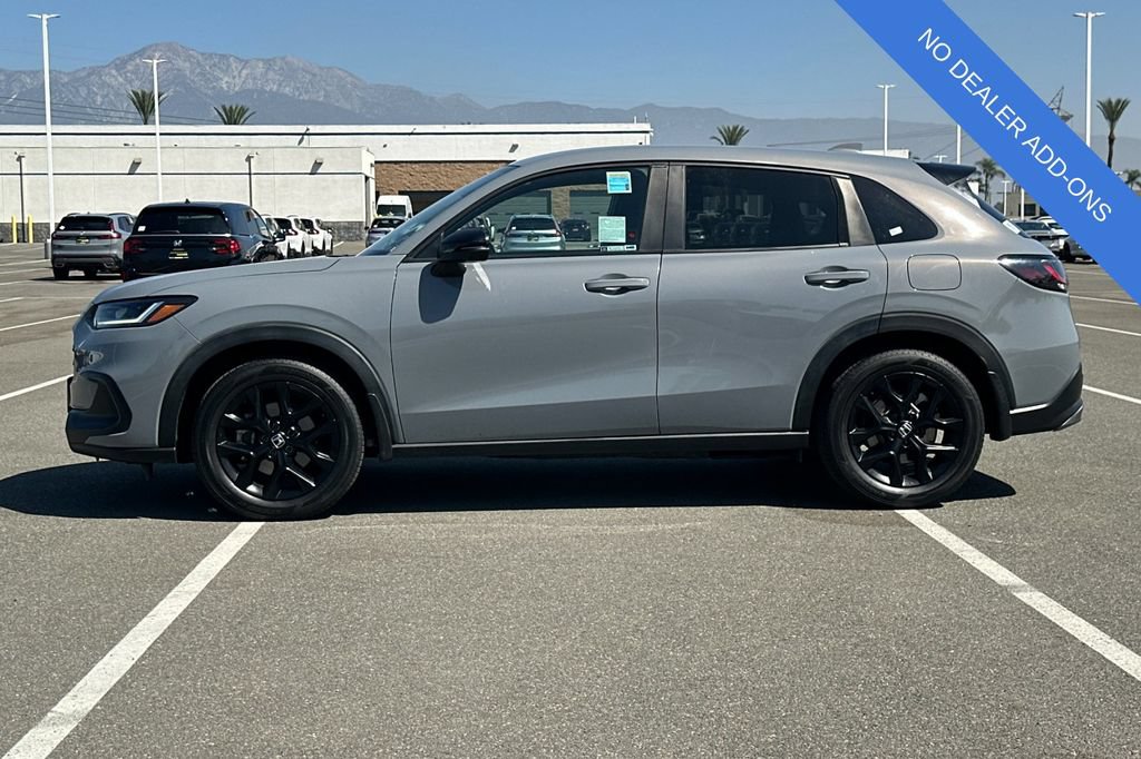 Used 2023 Honda HR-V Sport image 7