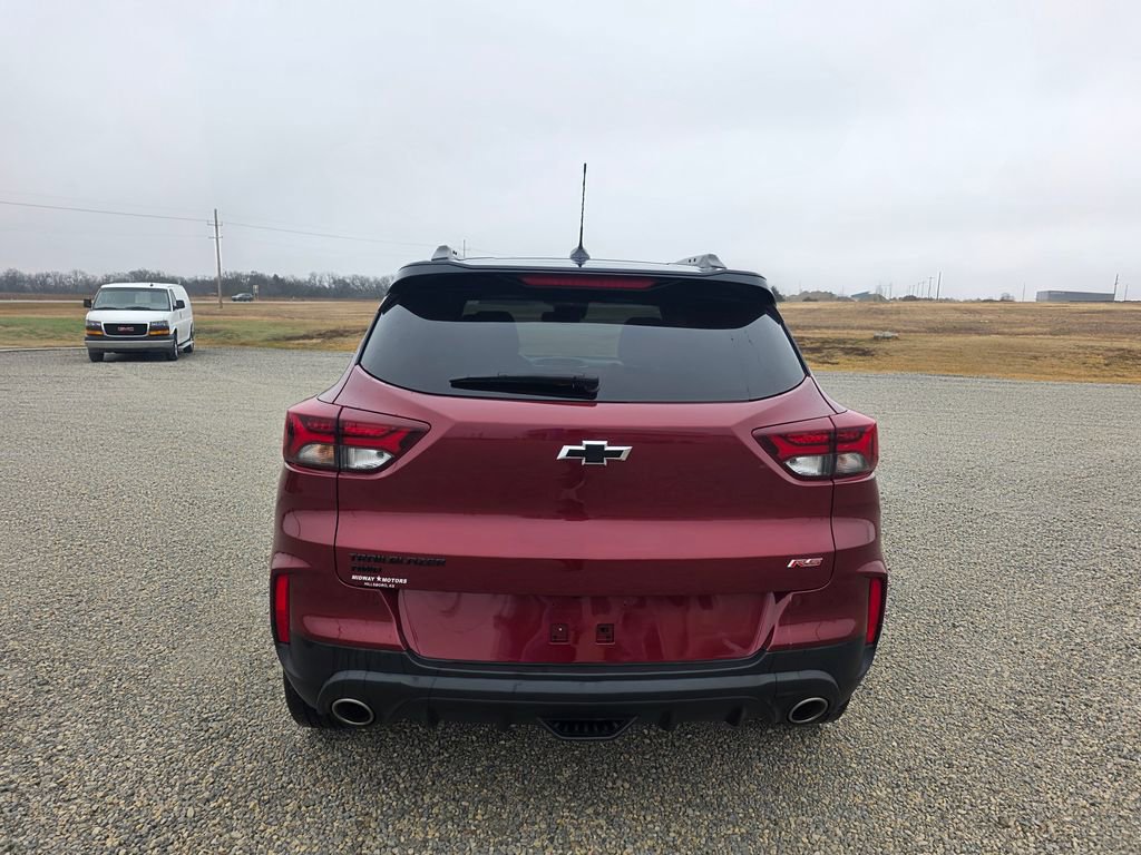 Used 2023 Chevrolet TrailBlazer RS w/ Sun and Liftgate Package image 5