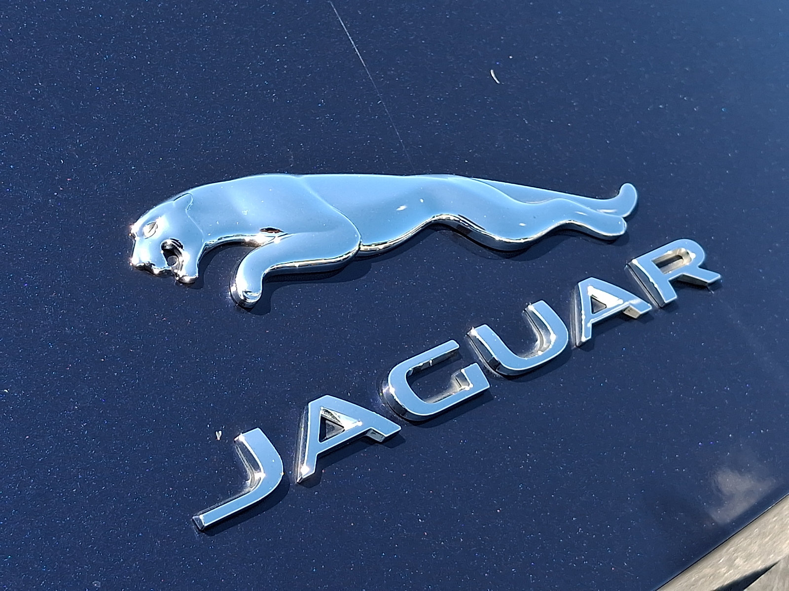 Used 2020 Jaguar F-TYPE Coupe RWD image 32