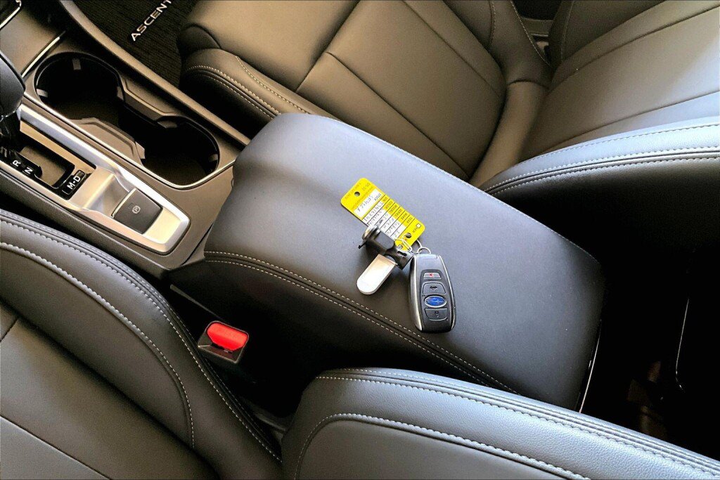 Certified 2026 Subaru Ascent Premium AWD/4WD image 17