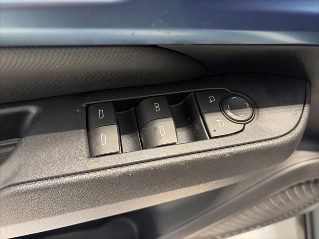 New 2026 Chevrolet Equinox EV LT image 9