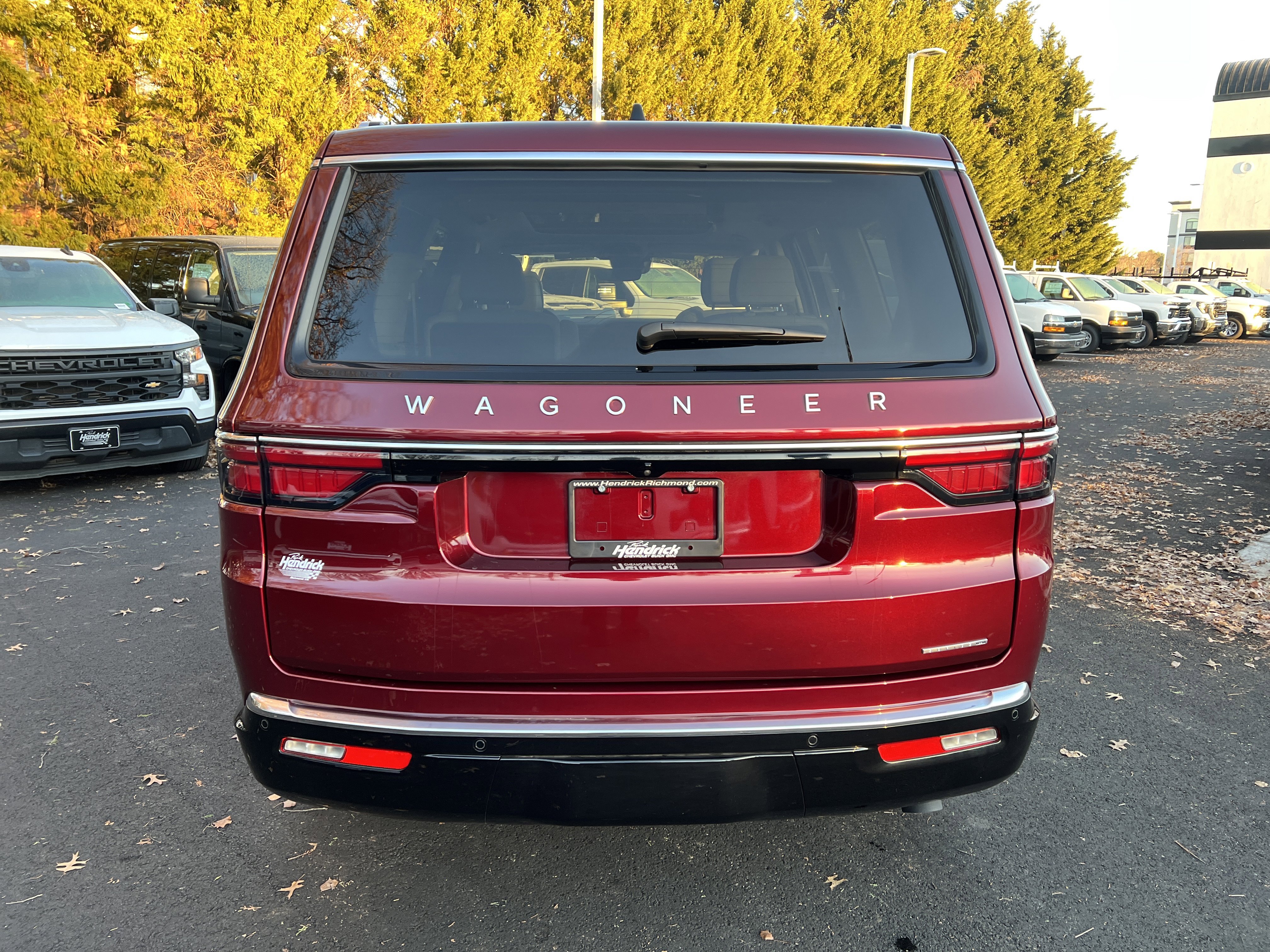 Used 2024 Jeep Wagoneer Series II w/ Premium Group I image 10