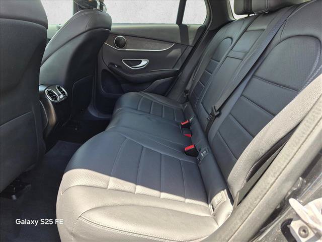 Used 2022 Mercedes-Benz GLC 300 image 18