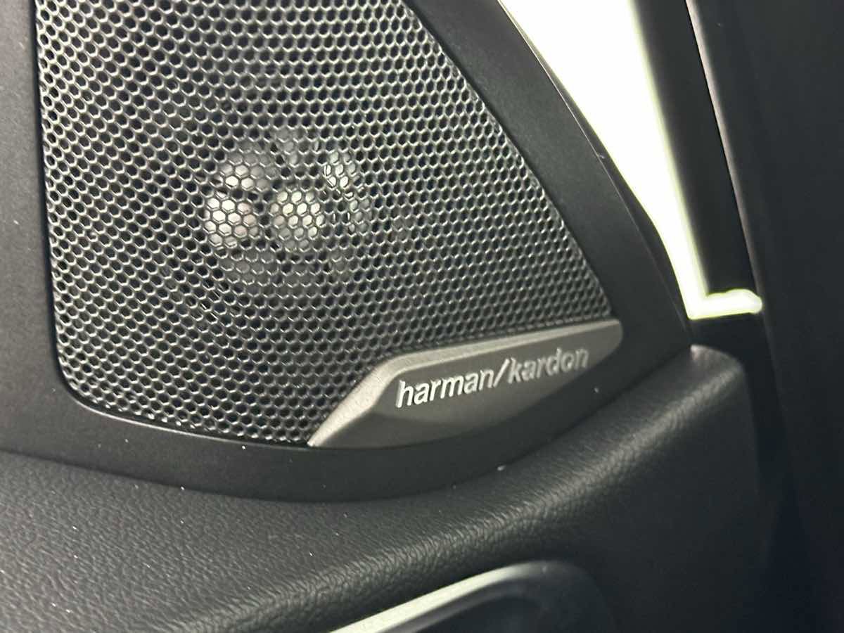 Used 2021 BMW M4 Coupe w/ Executive Package image 43