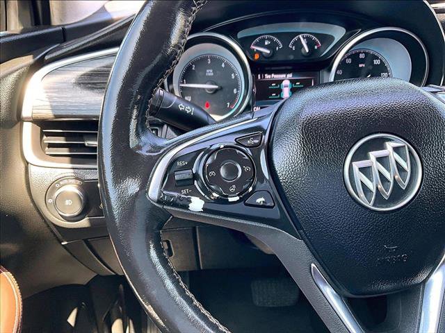 Used 2017 Buick Envision Essence FWD image 18