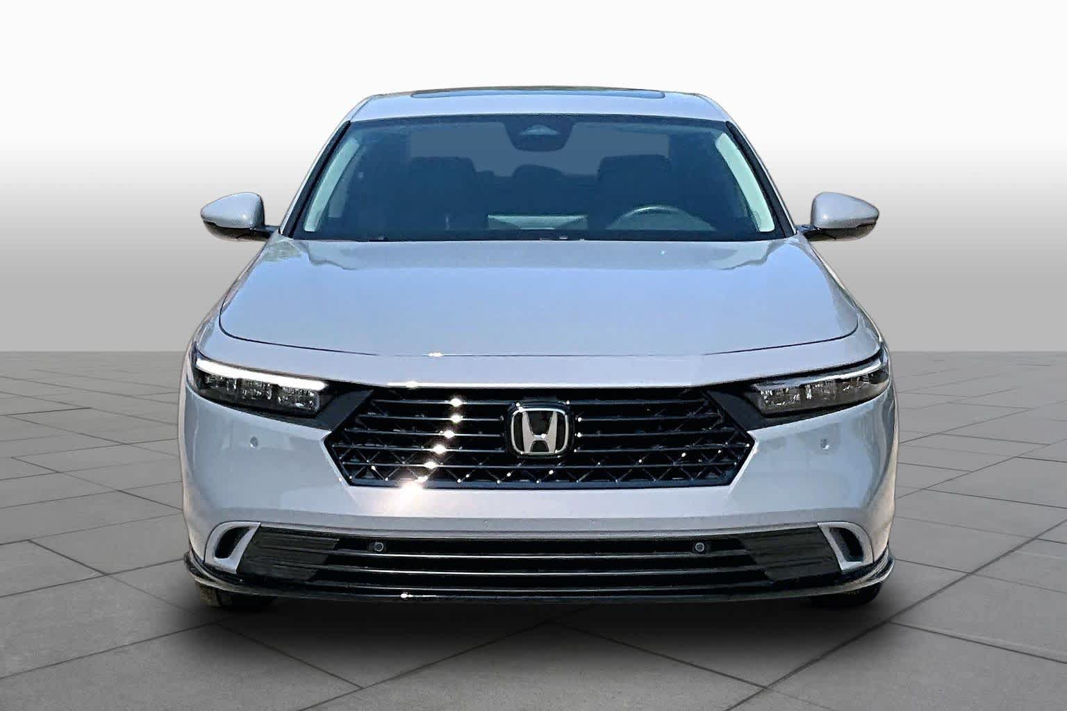 Used 2025 Honda Accord EX-L image 4