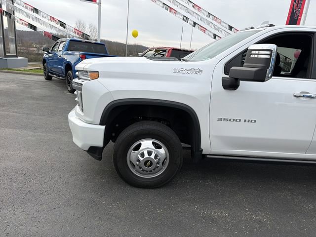 Used 2023 Chevrolet Silverado 3500 High Country w/ Safety Package II image 9