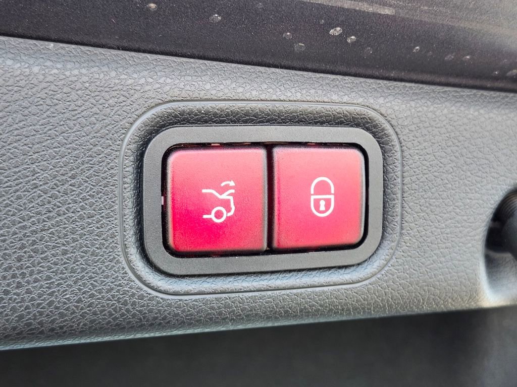 Used 2019 Mercedes-Benz E 63 AMG S image 33