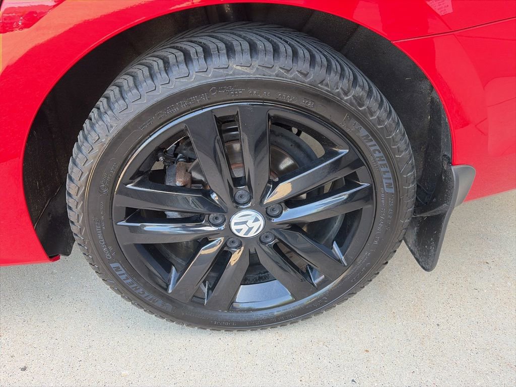Used 2018 Volkswagen Jetta Sport FWD image 22