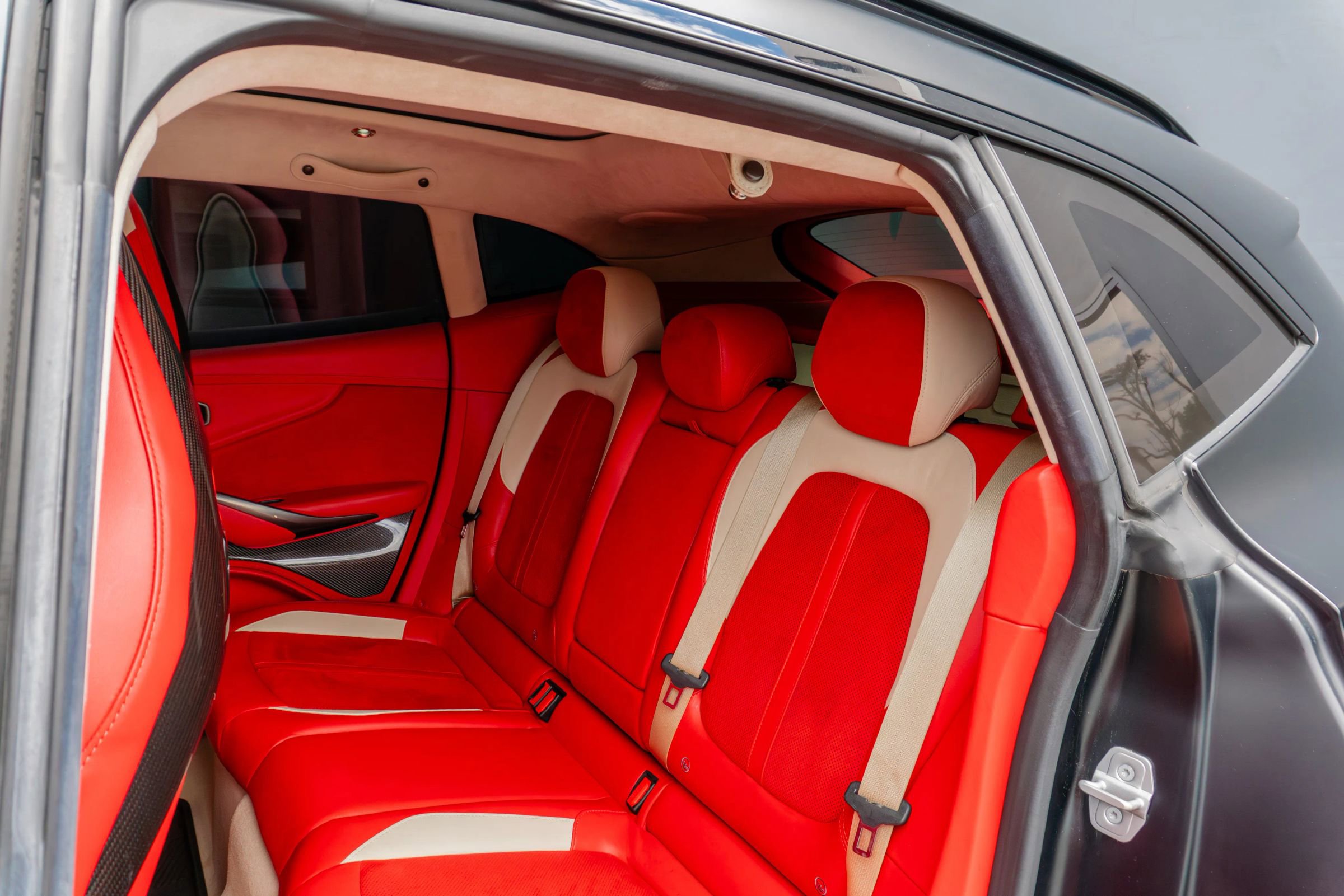 Used 2023 Aston Martin DBX 707 AWD/4WD image 12