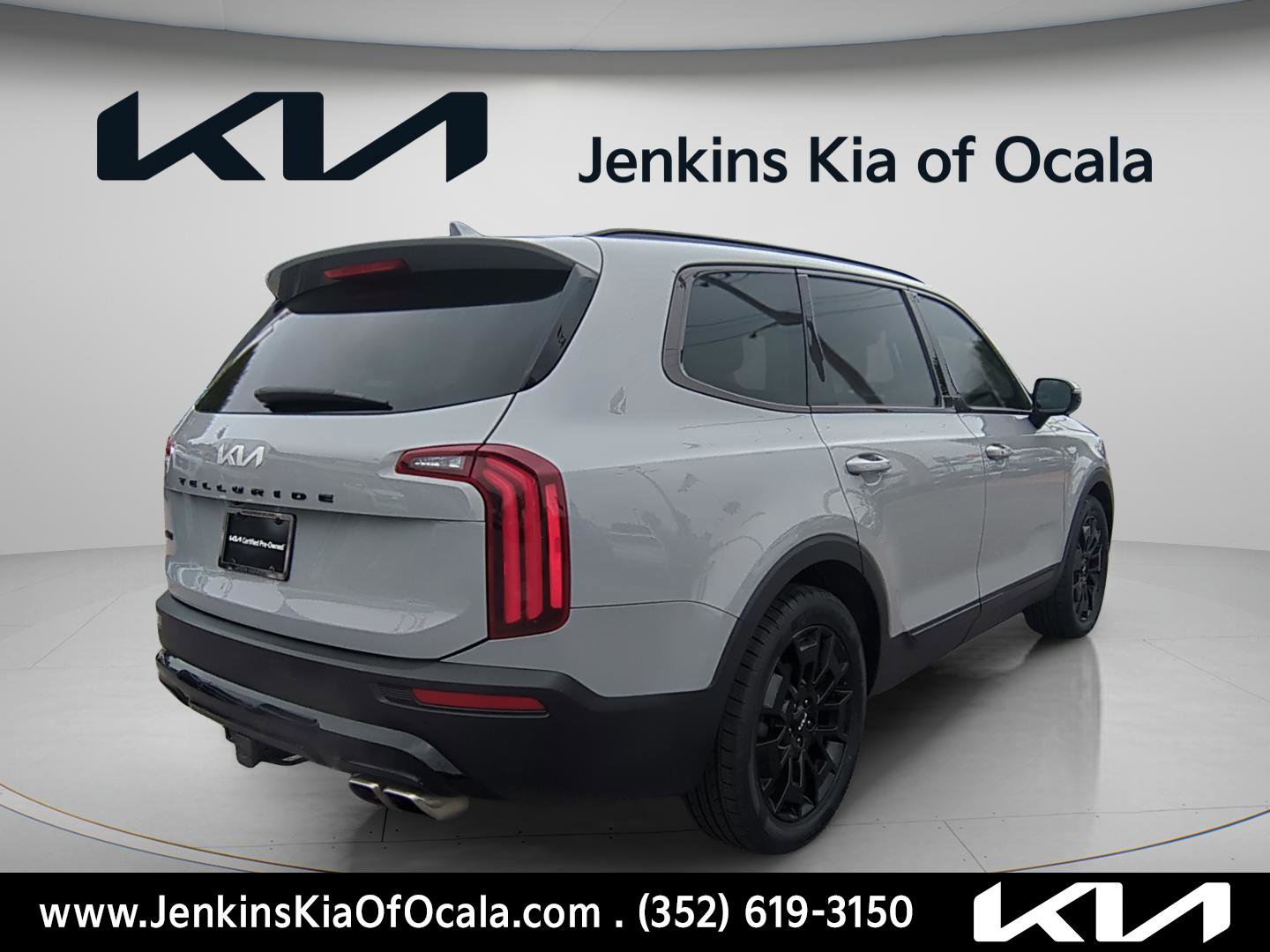 Certified 2022 Kia Telluride SX w/ Nightfall Edition Package image 4