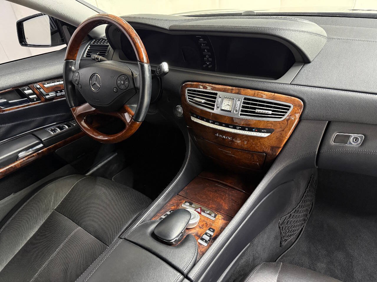 Used 2013 Mercedes-Benz CL 550 4MATIC w/ Sport Pkg image 22