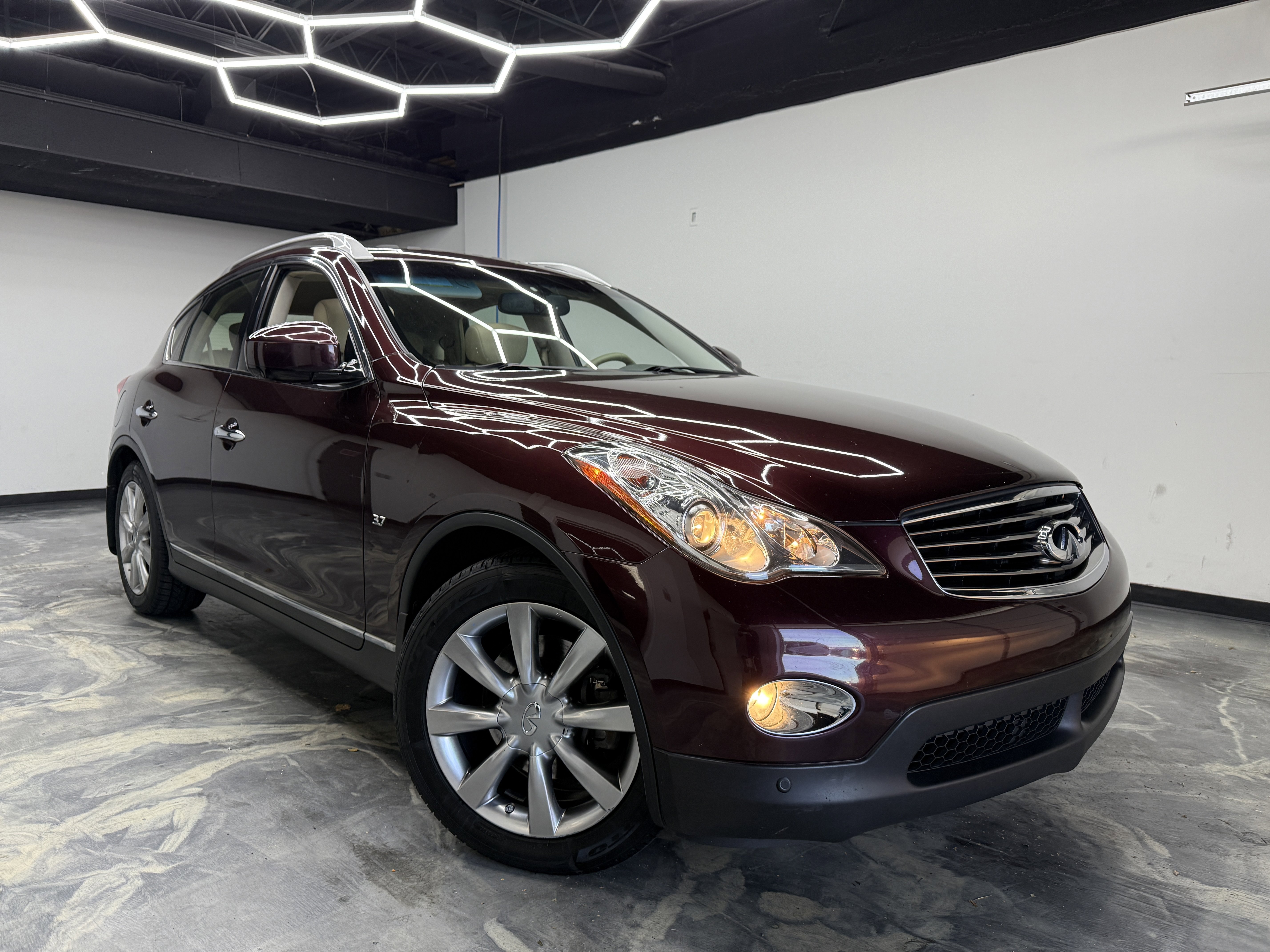 Used 2015 INFINITI QX50 Journey w/ Premium Package image 6