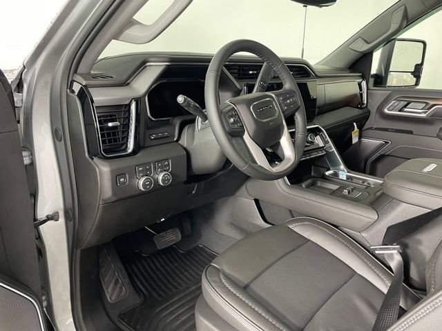 New 2026 GMC Sierra 2500 Denali w/ Denali Reserve Package image 3